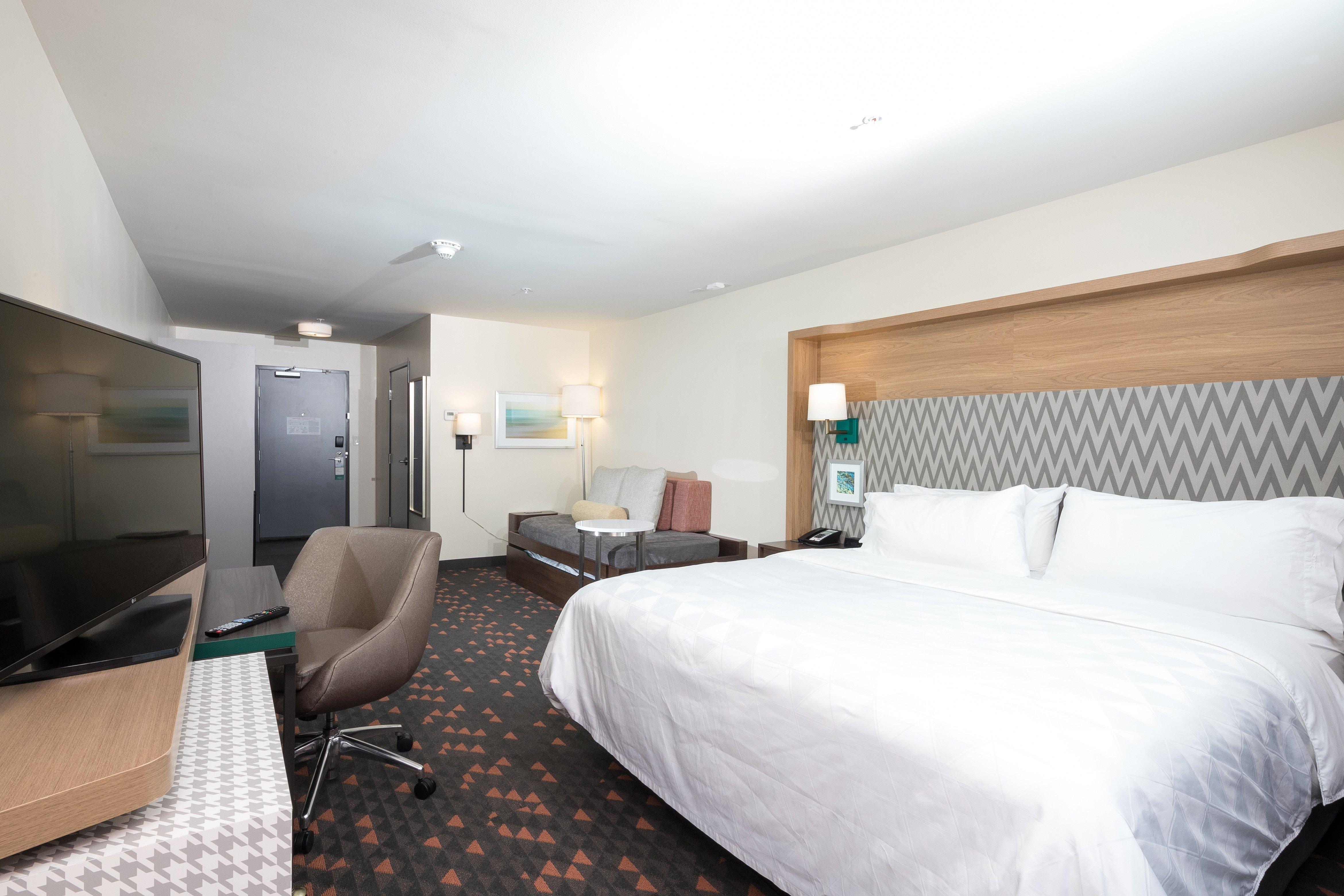 Holiday Inn Hotel & Suites - Mount Pleasant By Ihg Exterior photo