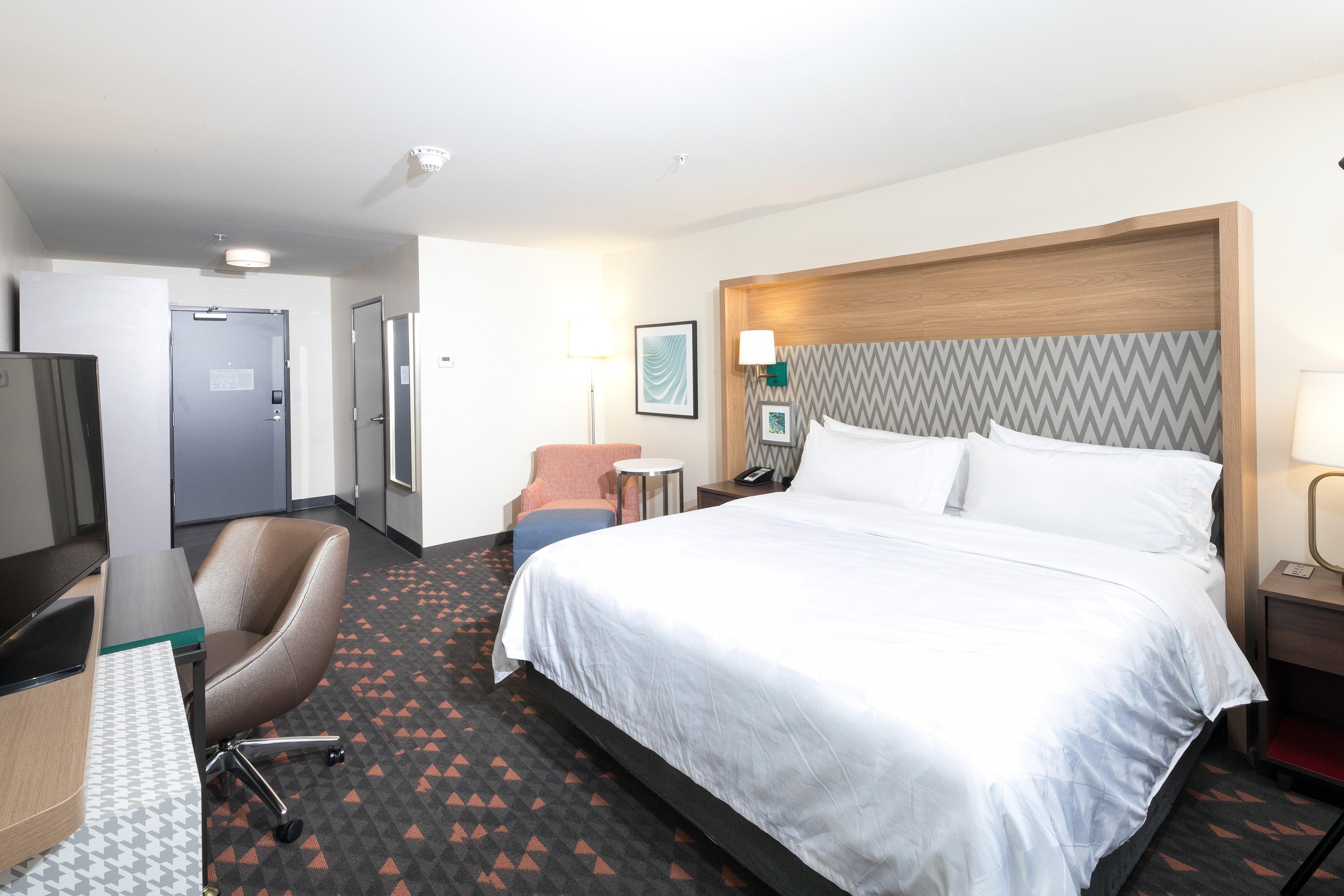 Holiday Inn Hotel & Suites - Mount Pleasant By Ihg Exterior photo